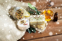 Cosmetici naturali fai-da-te da regalare a Natale