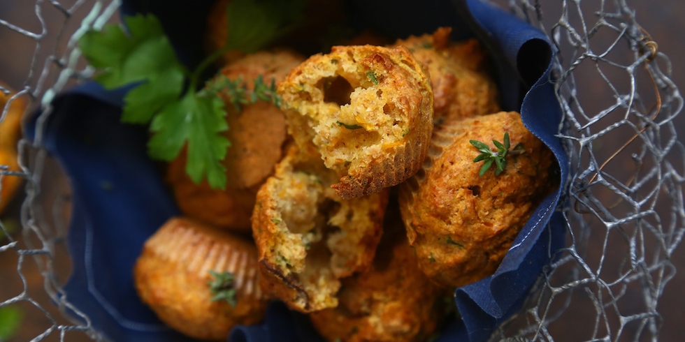 Mini muffin salati alla zucca e funghi