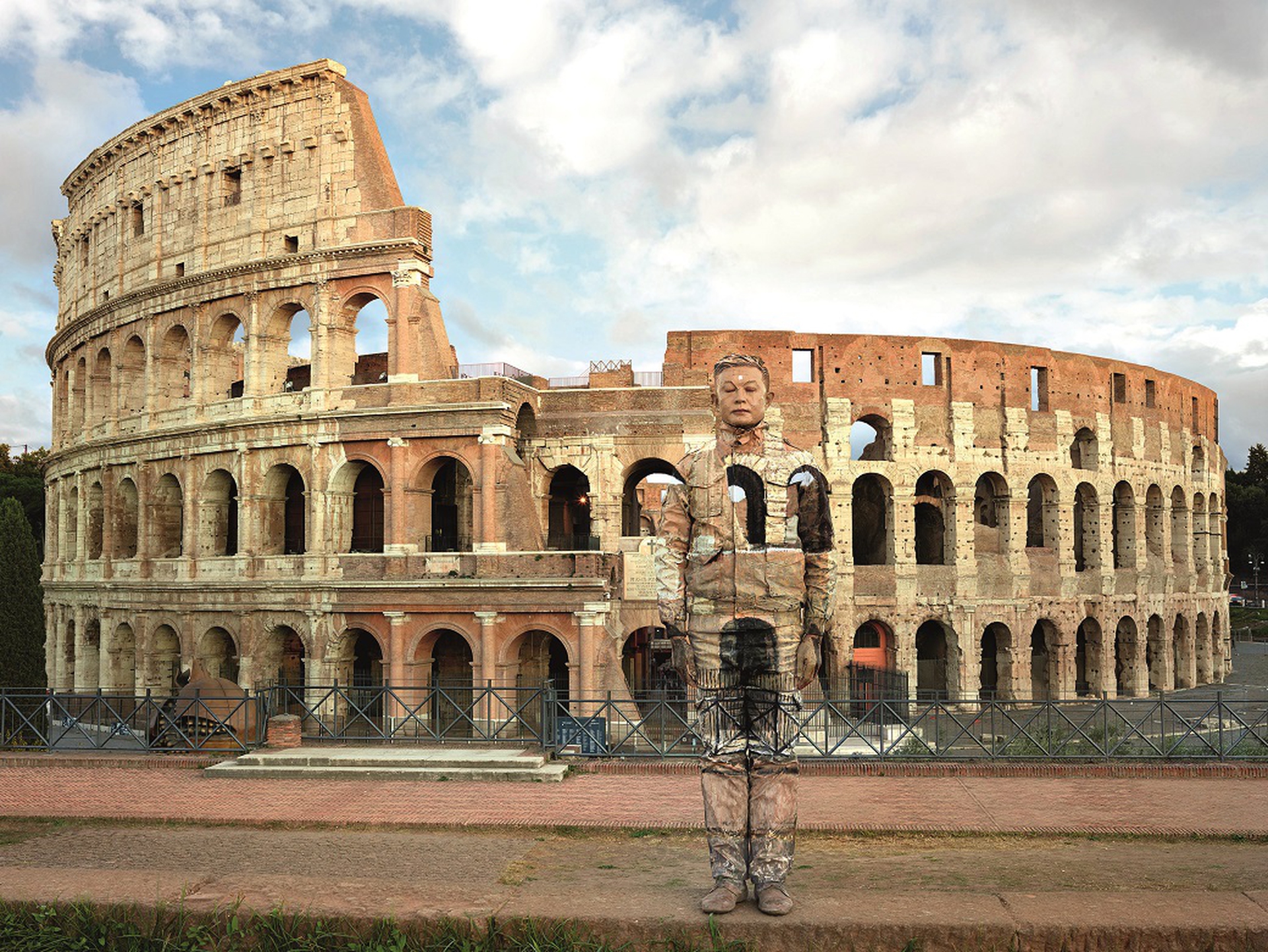 Un altro setting italiano al Colosseo di Roma