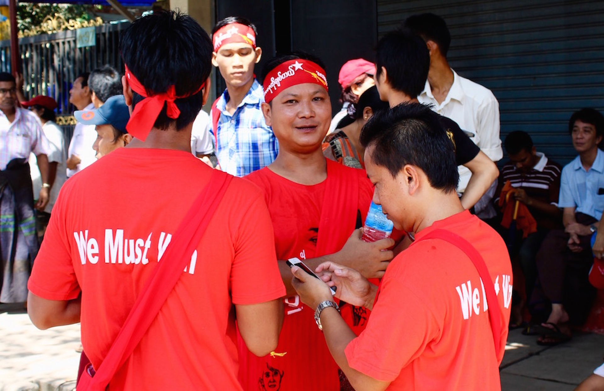 myanmar-election-nld-supporters2