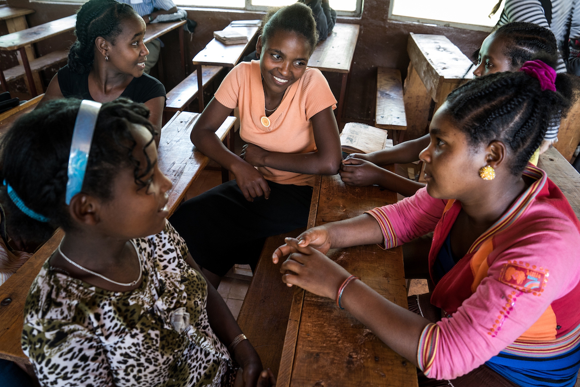 I membri dell'Uncut girls club, le ragazze etiopi non mutilate