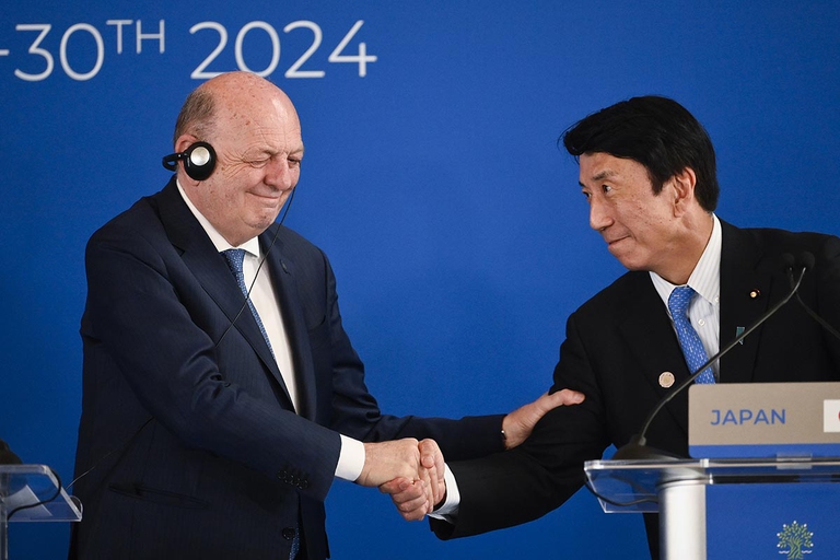 Carta di Venaria, ministri di Italia e Giappone