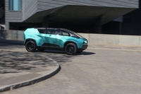 Toyota uBox, l’auto pensata dai giovani per i giovani