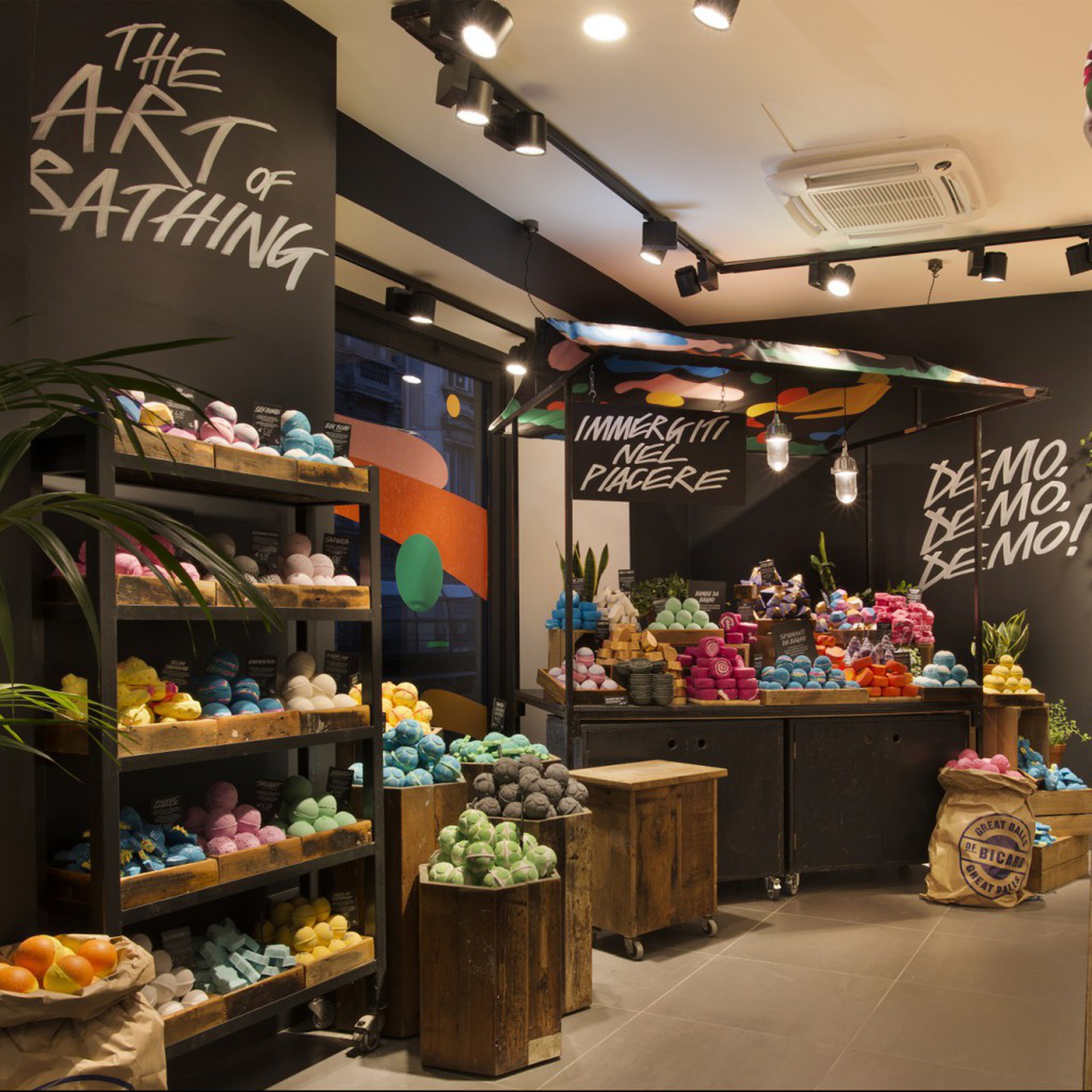 Il negozio di Lush a Milano