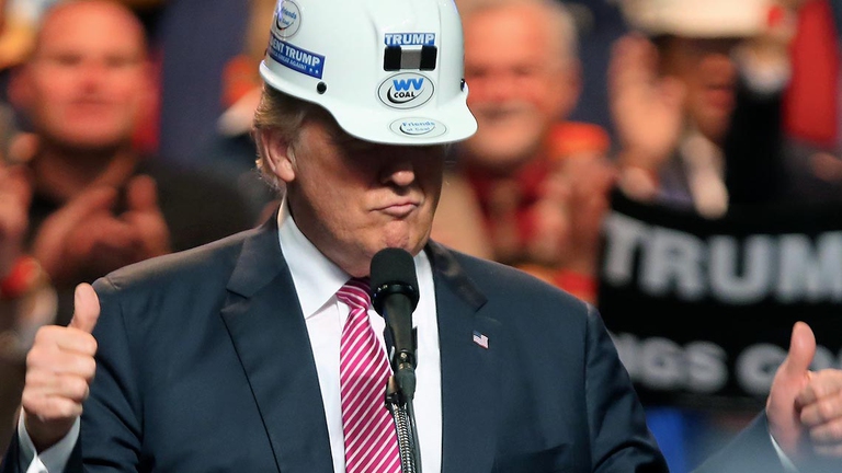 Trump: il programma sull'energia. Deregolamentazione dei combustibili fossili, petrolio, gas e fracking ovunque