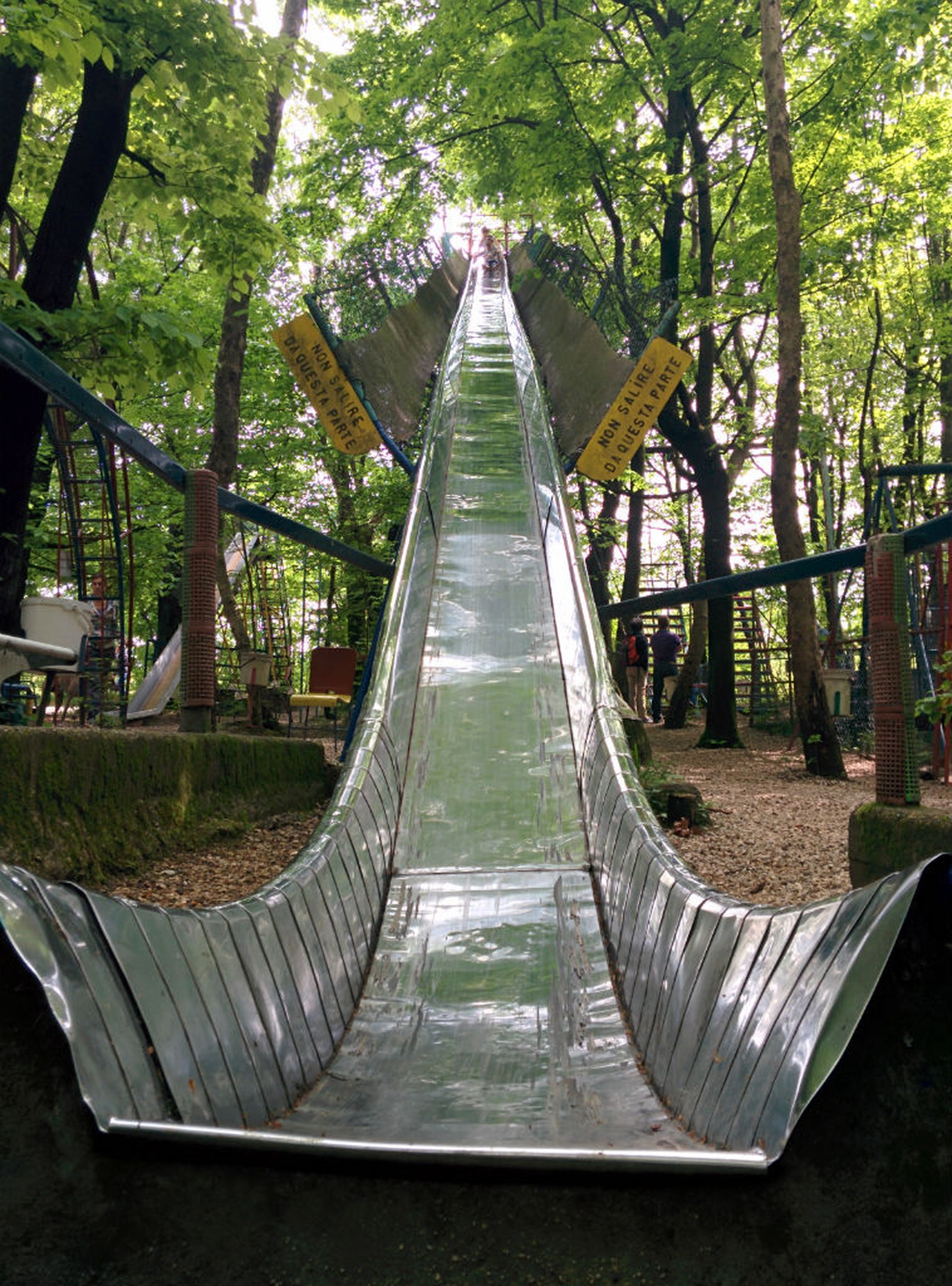 Il parco divertimenti costruito a mano e che funziona senza energia elettrica