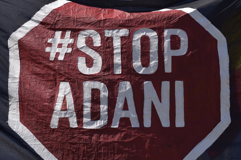 Stop alla miniera di carbone Adani