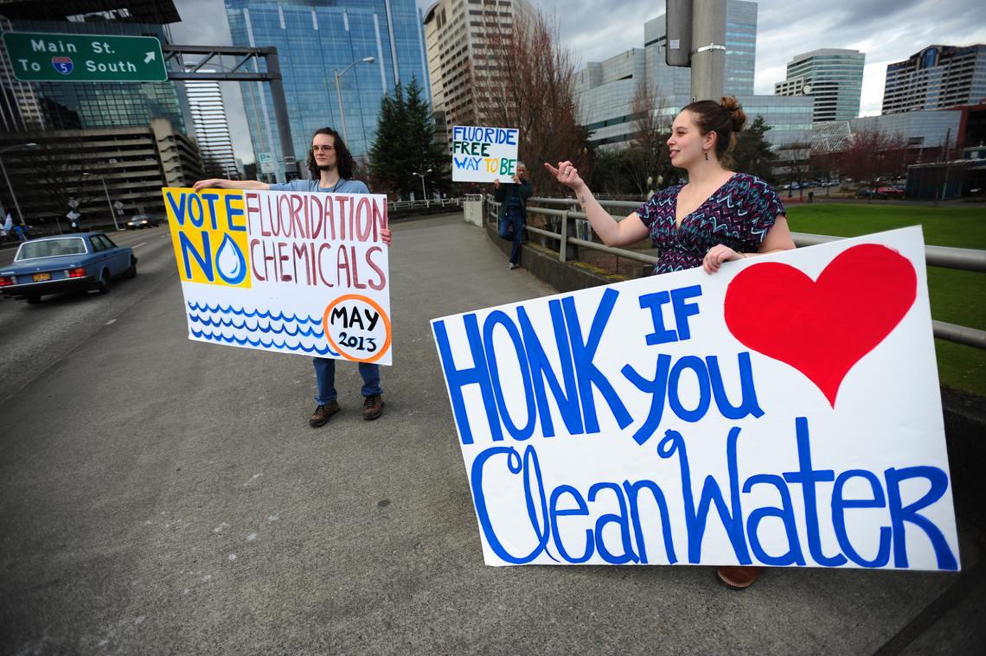 Fluoro nell'acqua. Da medicinale a sostanza tossica