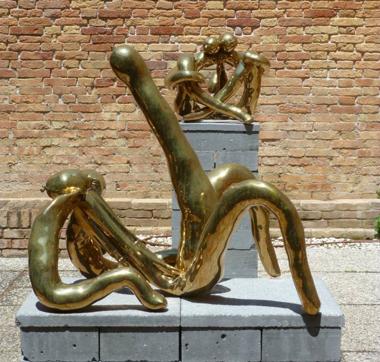 Le sculture di Sarah Lucas alla Biennale di Venezia del 2013