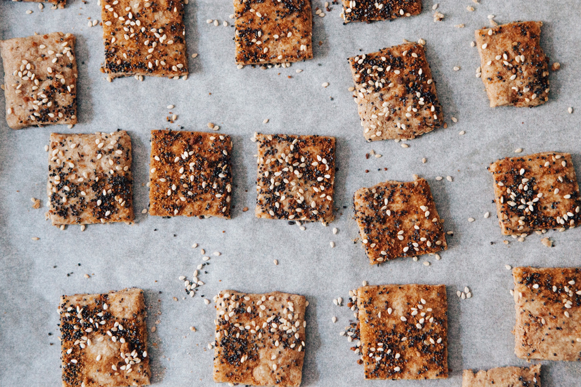 Oat biscuits with sesame and poppy seeds