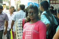 Jaya, la ragazza indiana che si dipinge di nero contro il razzismo