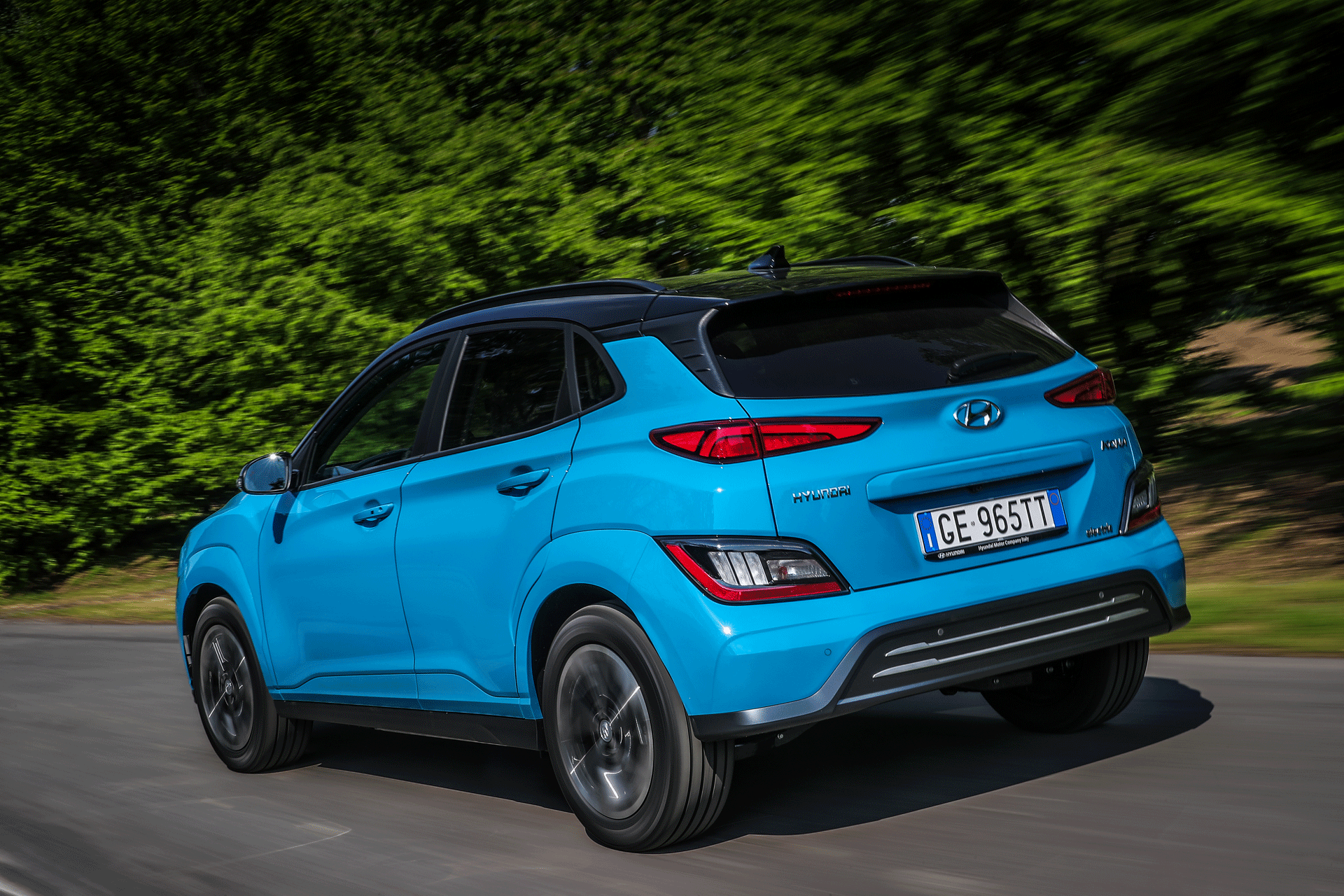 Hyundai-KONA-Electric-post