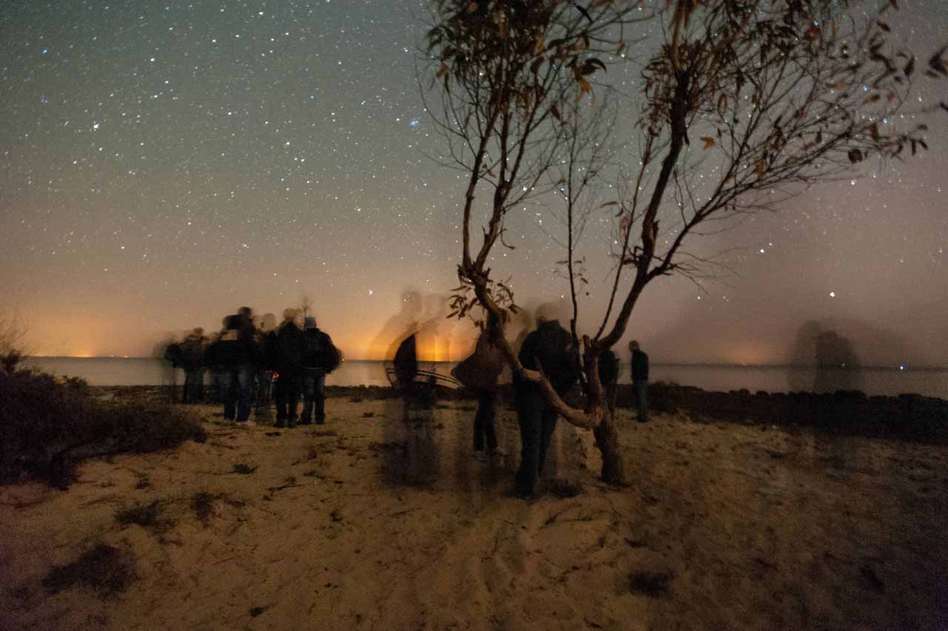 attesa su costa tunisina