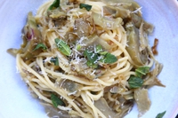 Spaghetti cacio e carciofi al profumo di menta