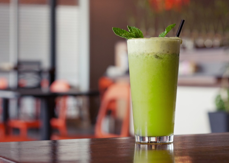 succo mela e zenzero menta