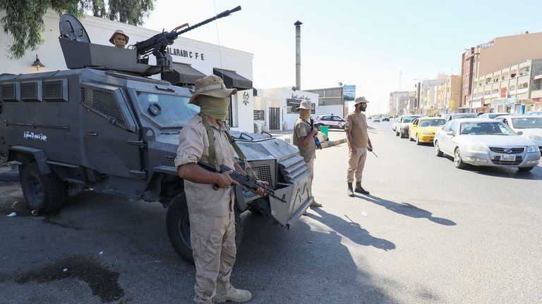 Uomini armati a Tripoli, in Libia