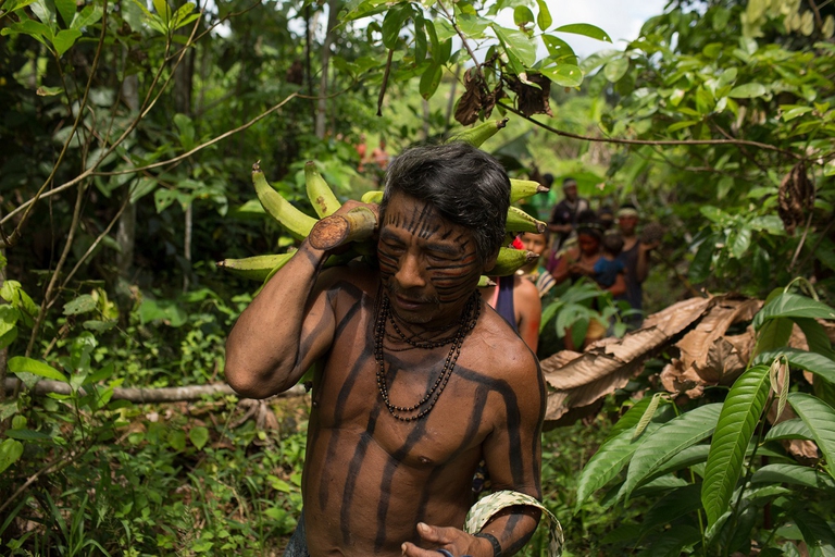 Nativi della valle Javari, nell'Amazzonia brasiliana