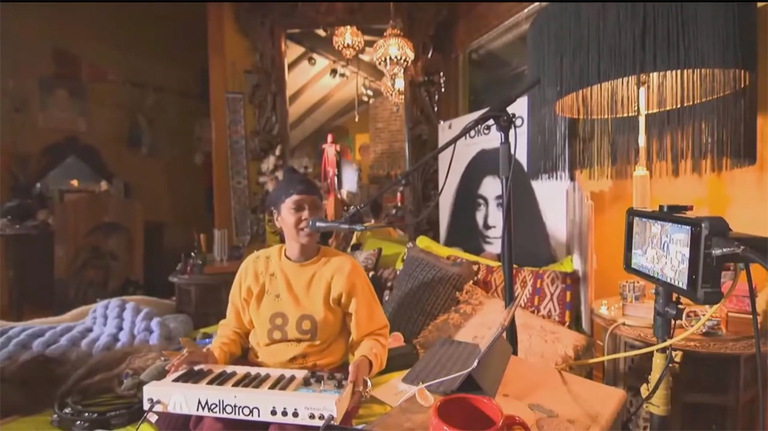 Erykah Badu in diretta streaming