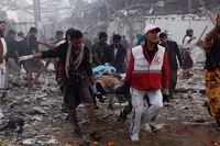 Yemen, bombe su una funzione religiosa: 140 morti e 525 feriti
