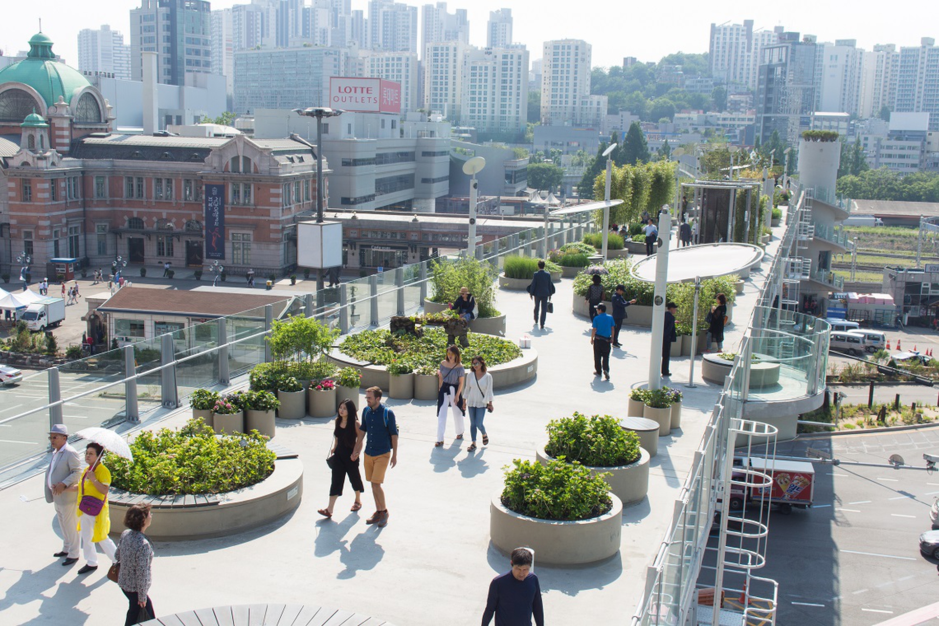 View of the city from the new Seoullo walkway