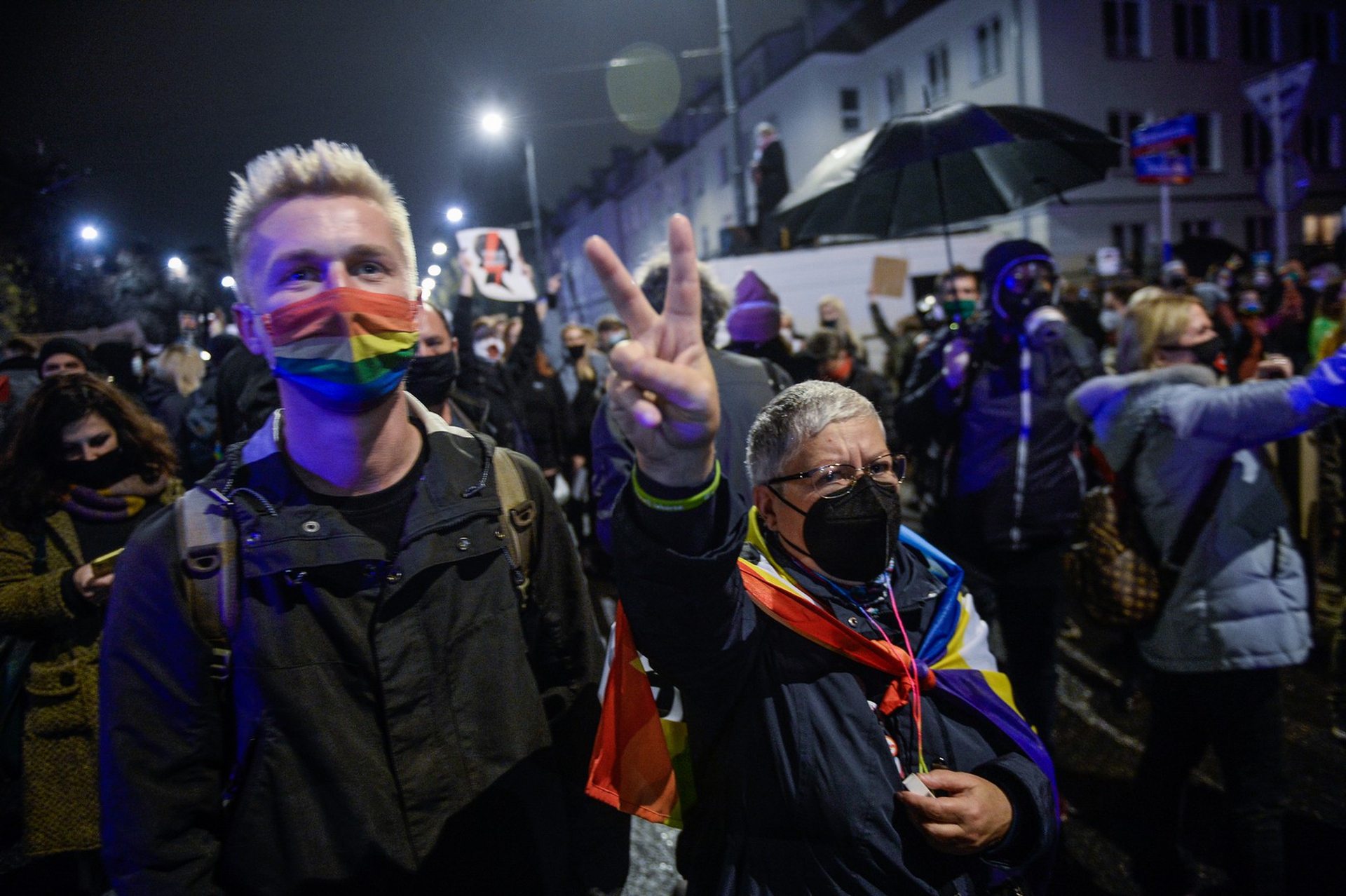 Le proteste in Polonia contro la legge sull'aborto
