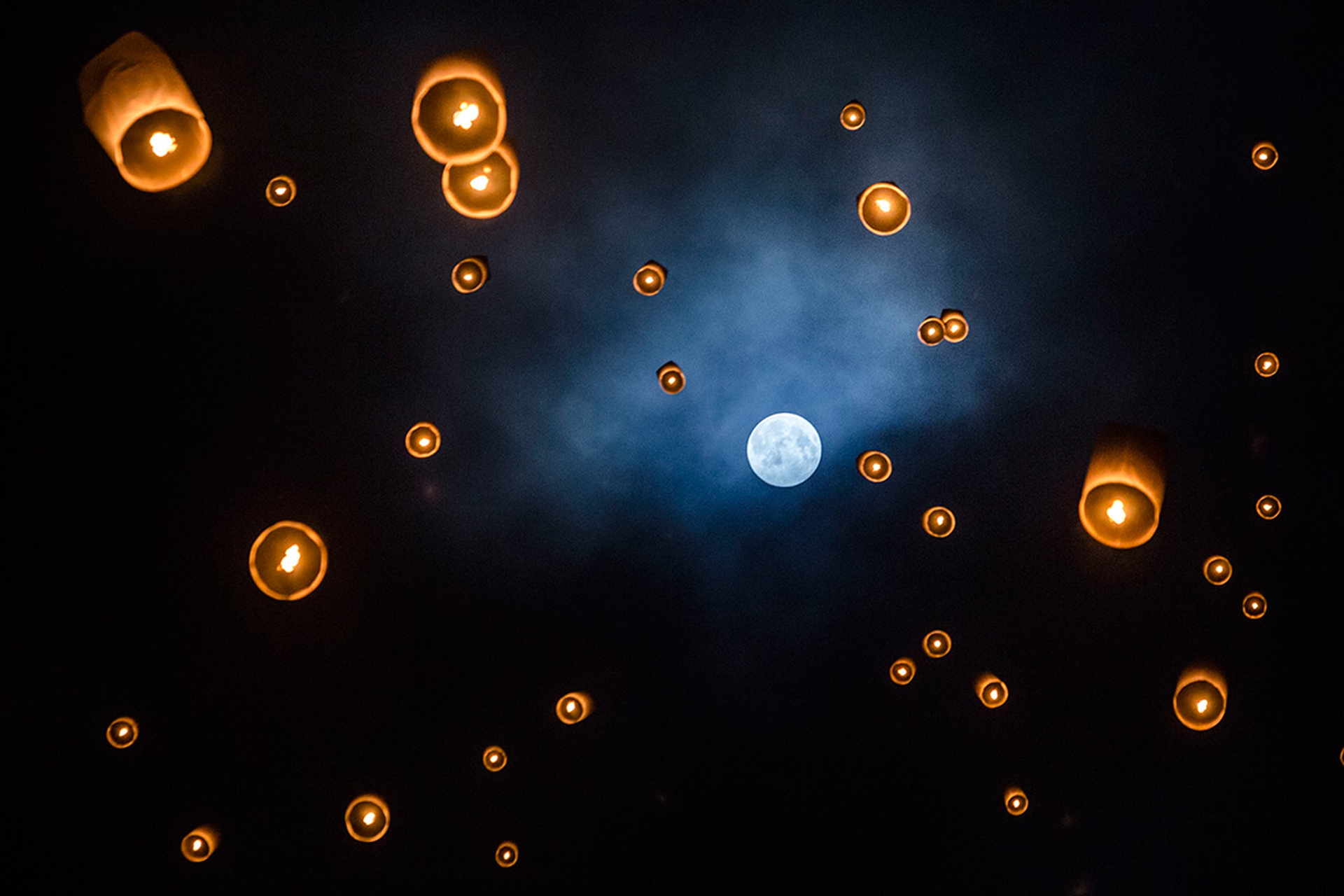 Lanterne per il Vesak