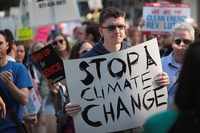 Clima, 11mila scienziati dichiarano la Terra in stato d’emergenza