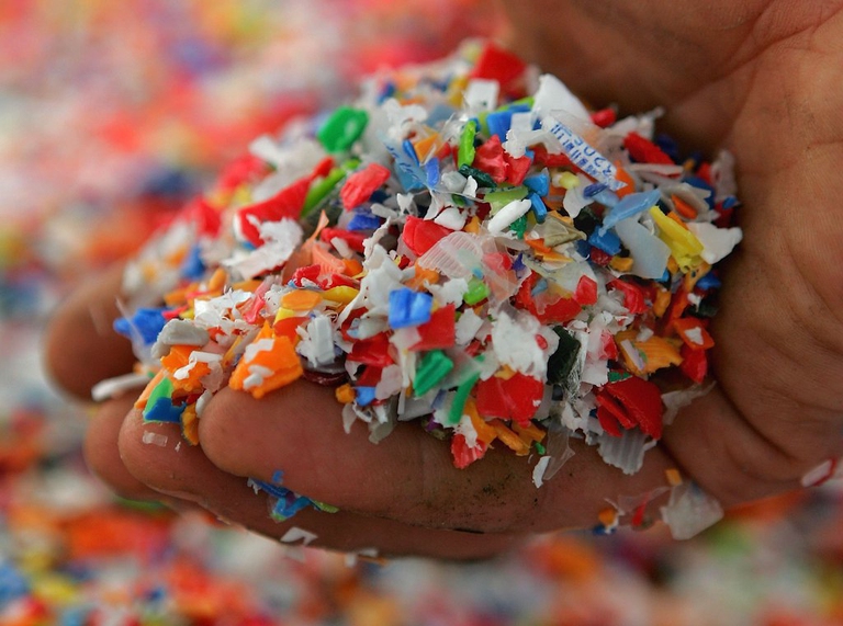 recycled plastic particles recycled plastic particles