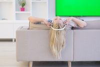 A casa con Coop, nutrimento per l’anima gratis con film, podcast, audiolibri e yoga