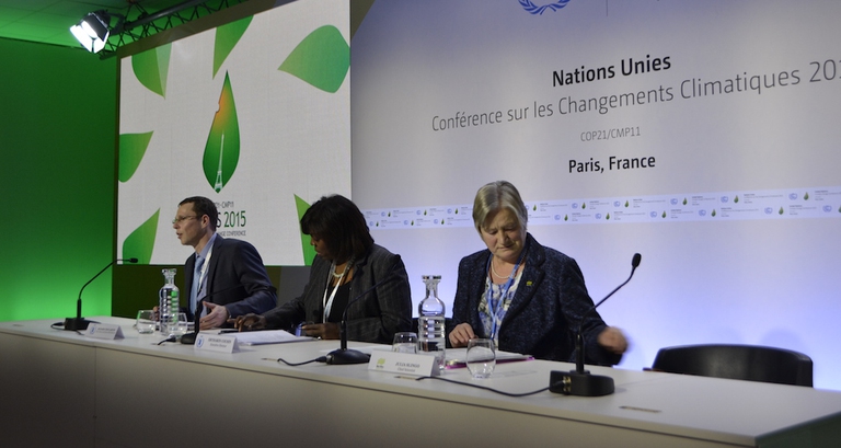I dirigenti del World Food Programme delle Nazioni Unite presentano alla Cop 21 di Parigi il nuovo indicatore dell'insicurezza alimentare ©Andrea Barolini
