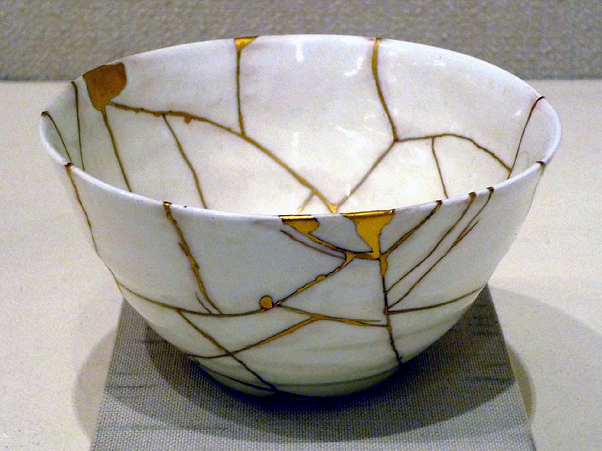 Kintsugi: the art of precious scars - LifeGate