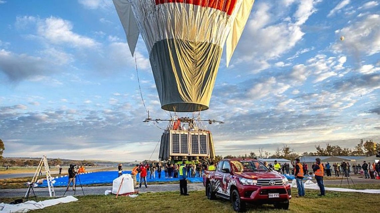Giro del mondo in mongolfiera toyota hilux