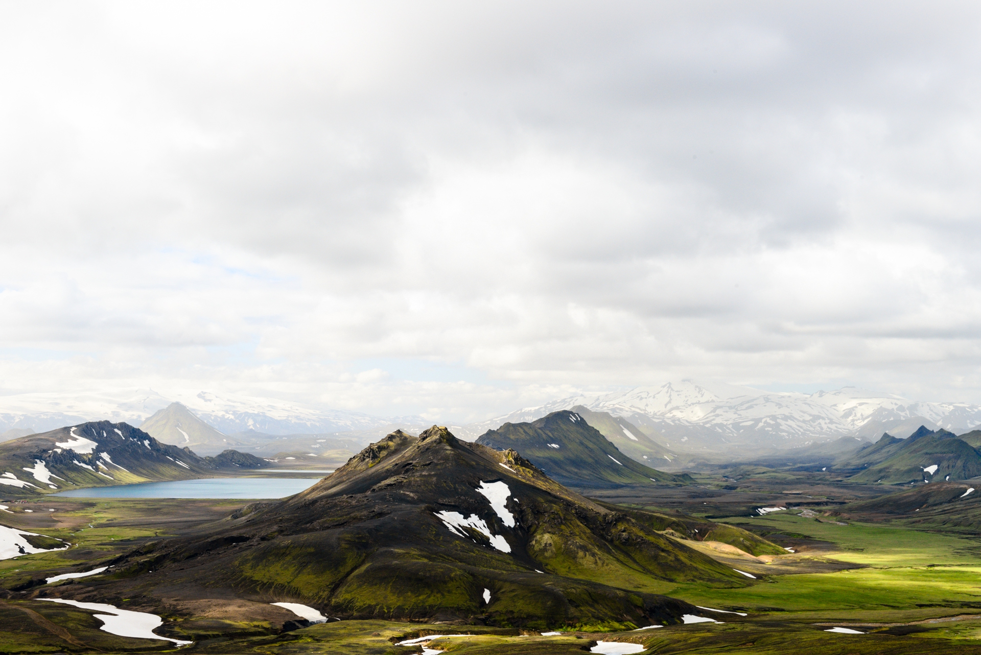 Frostscape, Mattia Vettorello's journey across Iceland
